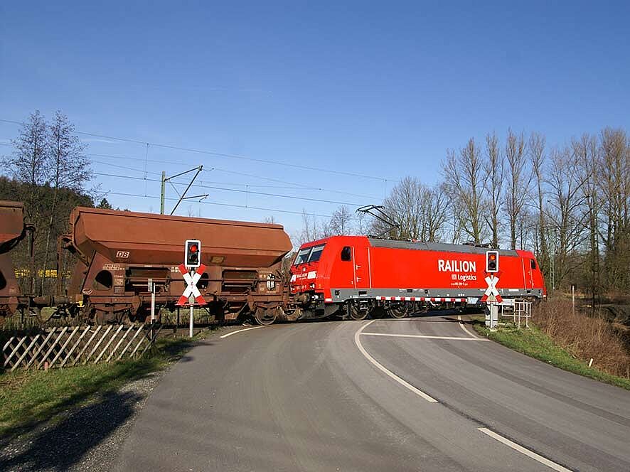 Bahnübergang mit Friedrich Hippe Technik