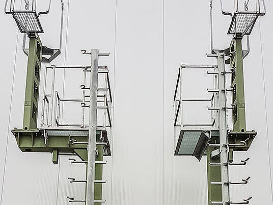 Stahlbauprogramm, Flach- und Rohrmasten mit Anbauteilen Friedrich Hippe - Stahlbauprogramm, Flach- und Rohrmasten mit Anbauteilen