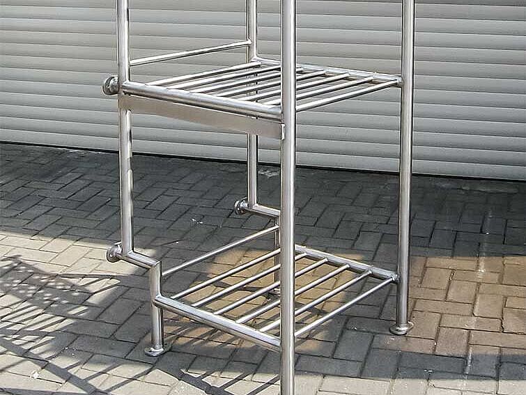 Innenausstattung für den Fahrgastbereich Friedrich Hippe - Fahrgastbereich